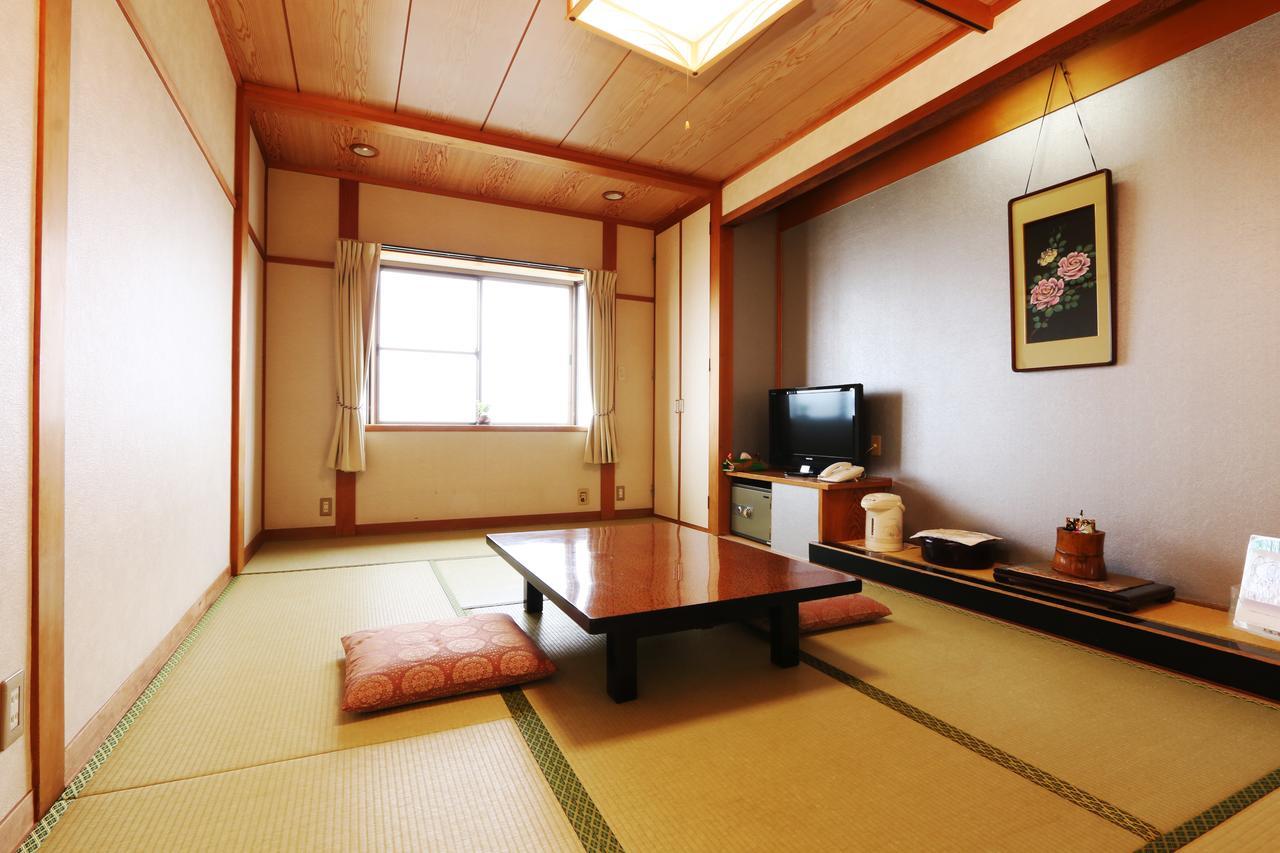 Ryokan Umi No Hana 丰冈市 外观 照片